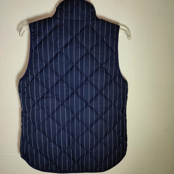 J Crew Excursion Puffer Quilted Strippied Vest.Down feather filling.Size XS NWOT - Picture 5 of 10
